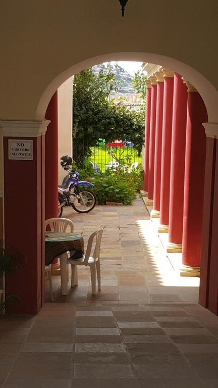Villa Oropeza Hostel Сукре Екстер'єр фото