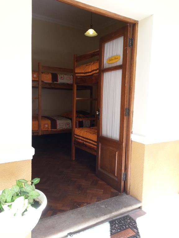 Villa Oropeza Hostel Сукре Номер фото
