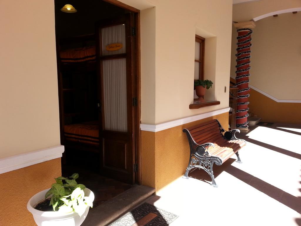 Villa Oropeza Hostel Сукре Номер фото