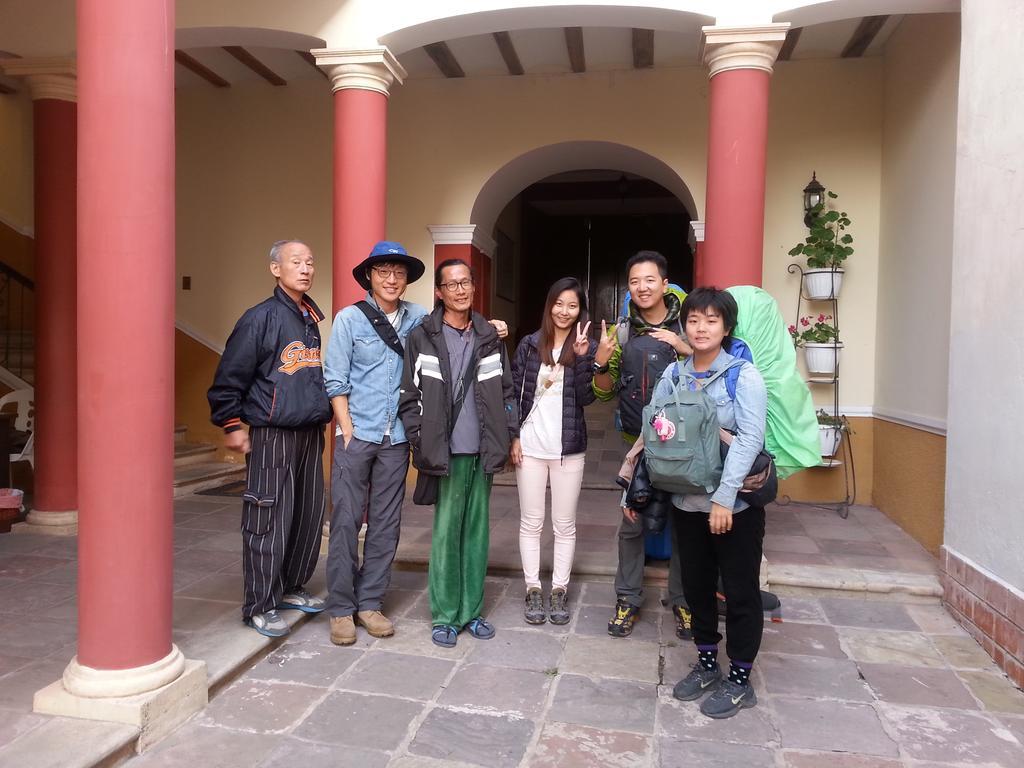 Villa Oropeza Hostel Сукре Екстер'єр фото