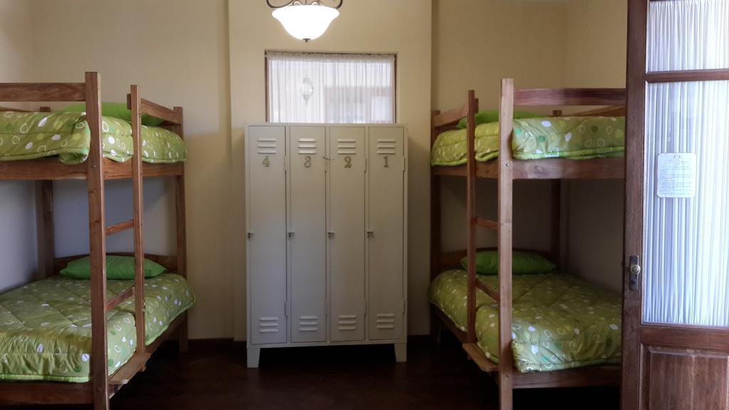 Villa Oropeza Hostel Сукре Екстер'єр фото