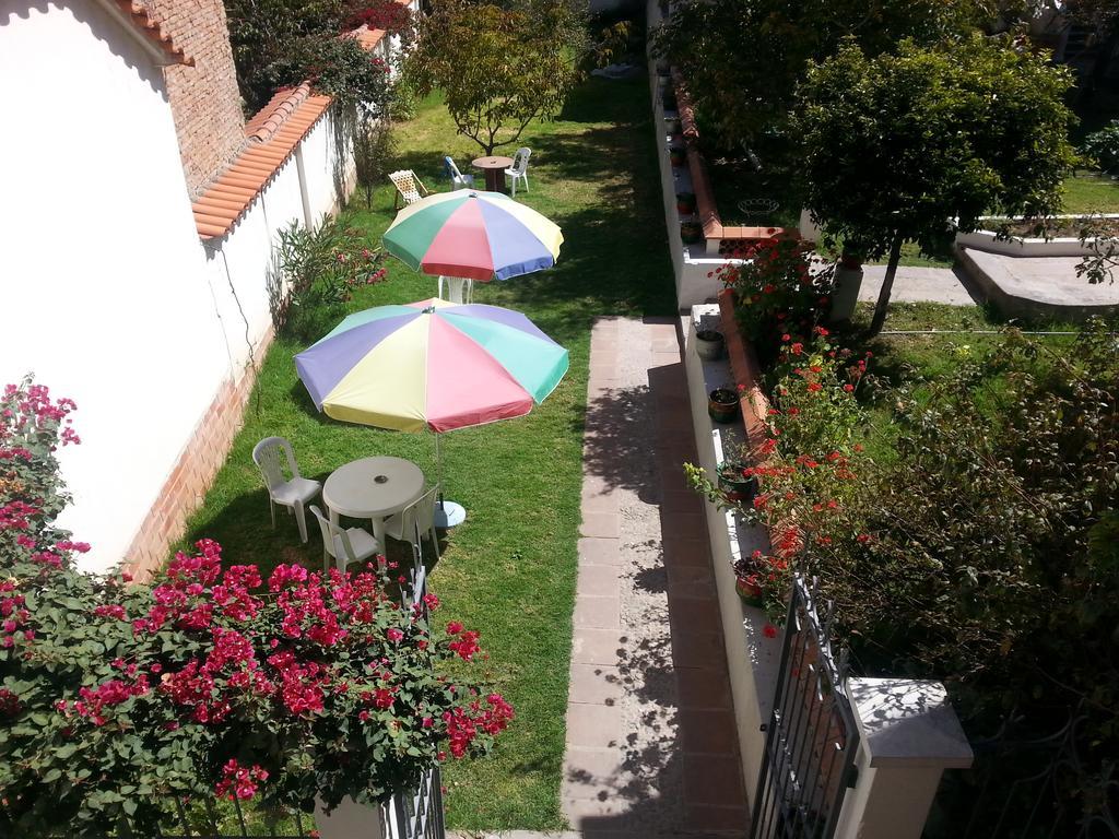 Villa Oropeza Hostel Сукре Екстер'єр фото