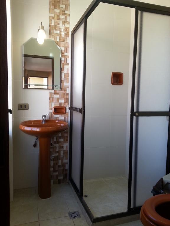 Villa Oropeza Hostel Сукре Екстер'єр фото